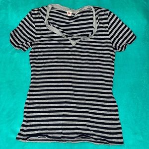 Levi’s Striped Shirt V Neck Dark Blue & Grey Small